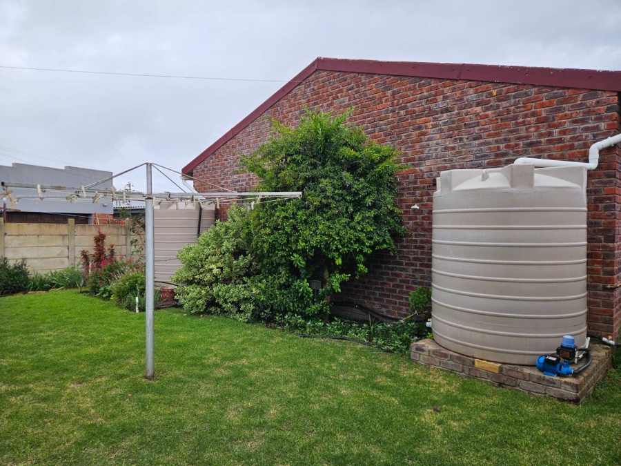 3 Bedroom Property for Sale in Jeffreys Bay Central Eastern Cape